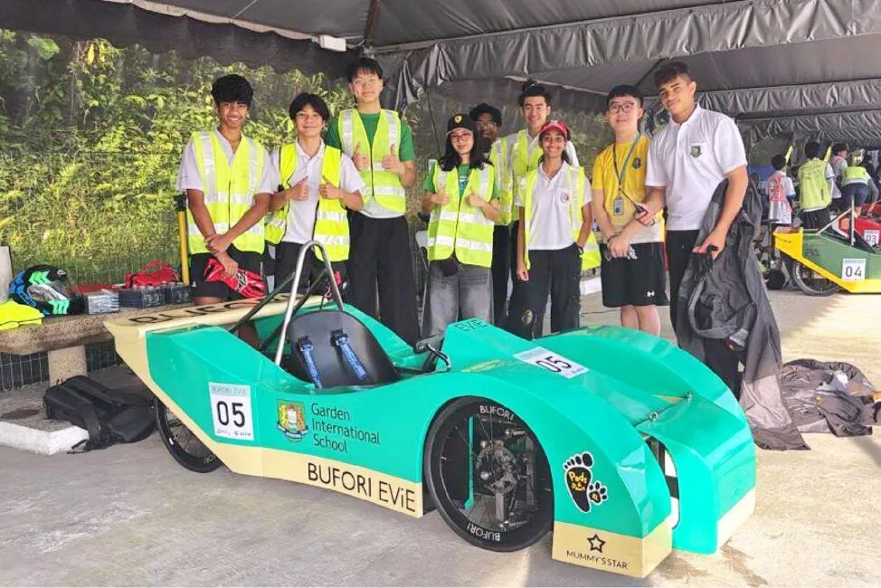 Grit, Gears and Glory: Team Vizion Shines at the Bufori-EViE Race Day